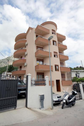 Гостиница Apartments Md Lux  Сутоморе